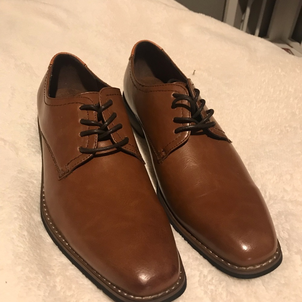 Never worn Men’s dress shoes